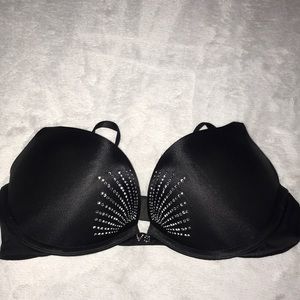 Victoria’s Secret bombshell bra with Diamond Studs